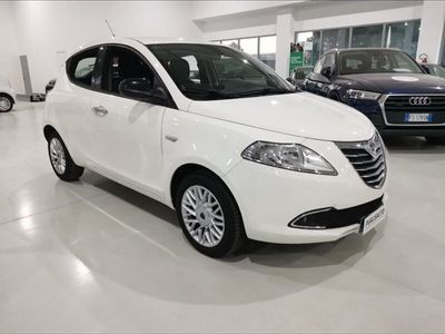 usata Lancia Ypsilon 1.3 MJT 16V 95 CV 5 porte S&S Gol