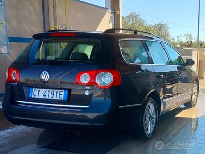 Usata VW Passat 105 CV (77 kW) 2006 Grigio Station wagon