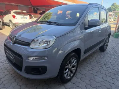 Usata Fiat Panda Lounge 71 CV (52 kW) 2020 Pastello Utilitaria
