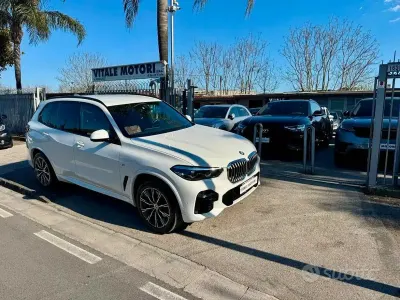 Usata BMW X5 M Sport 231 CV (169 kW) 2023 Bianco SUV