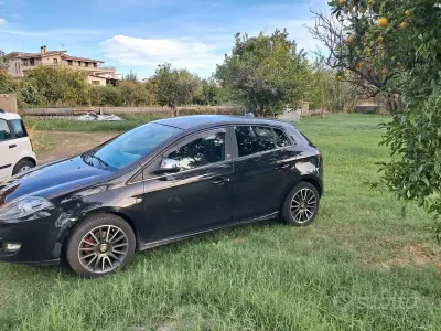 Usata Fiat Bravo 120 CV (88 kW) 2013 Nero Utilitaria