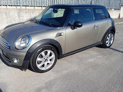 Usata Mini Cooper D 109 CV (80 kW) 2008 Marrone Utilitaria
