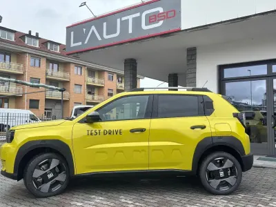 Nuova Fiat Grande Panda Icon 100 CV (73 kW) 2026 Nero Utilitaria