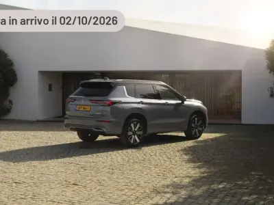 Usata Mitsubishi Outlander P-HEV