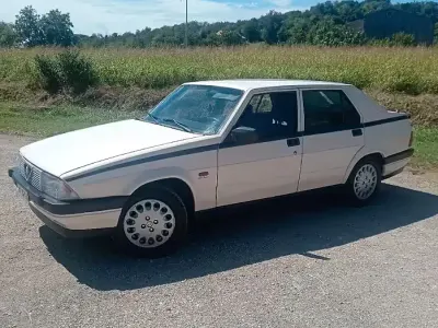 Usata Alfa Romeo 75 128 CV (94 kW) 1986 Berlina