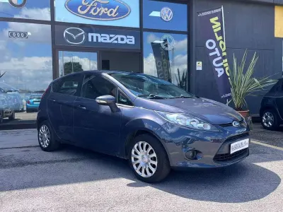 Second-hand Ford Fiesta 82 CP (60 kW) 2011 Gri Hatchback