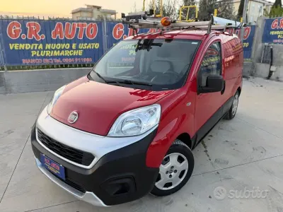 Usata Fiat Fiorino 95 CV (69 kW) 2016 Grigio Monovolume