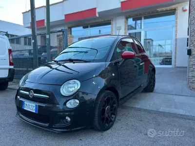 Usata Fiat 500S Red 69 CV (50 kW) 2015 Nero Utilitaria