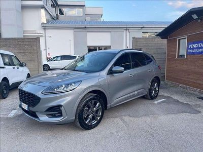 Usata Ford Kuga ST-Line X 224 CV (164 kW) 2023 Grigio metallizzato SUV