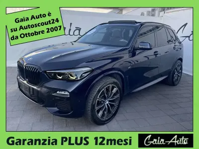 Usata BMW X5 M Sport 340 CV (250 kW) 2021 Nero carbon SUV