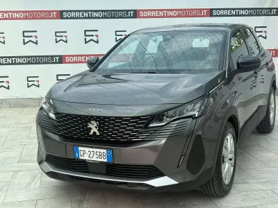 Usata Peugeot 3008 Active 131 CV (96 kW) 2023 Grigio SUV