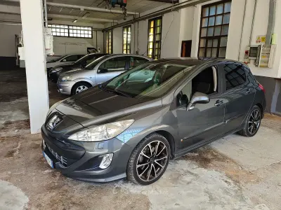 Usata Peugeot 308 GT 175 CV (128 kW) 2009 Grigio Berlina