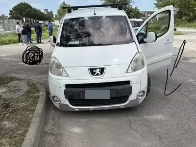 Usata Peugeot Partner 90 CV (66 kW) 2008 Bianco Monovolume
