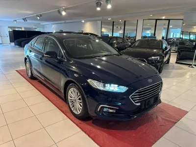 Usata Ford Mondeo 150 CV (110 kW) 2021 Blu/azzurro Berlina