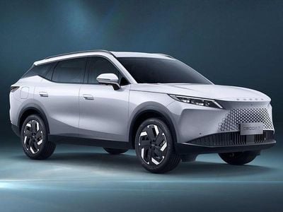 Nuova Omoda 7 279 CV (205 kW) 2026 Khaki white SUV