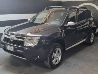 Usata Dacia Duster Lauréate 105 CV (77 kW) 2011 SUV