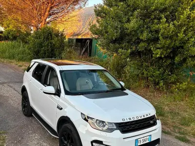 Usata Land Rover Discovery 150 CV (110 kW) 2016 Bianco SUV