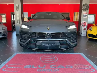 Usata Lamborghini Urus 650 CV (478 kW) 2020 Grigio SUV