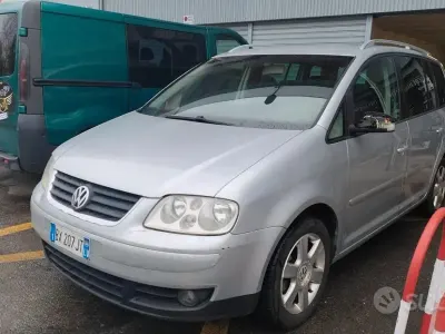Usata VW Touran 101 CV (74 kW) 2004 Grigio Monovolume