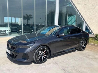 Nouvelle BMW 520 M Sport 197 ch (144 kW) 2026 Gris Berline