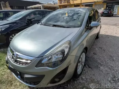 Usata Opel Corsa 85 CV (62 kW) 2014 Grigio Utilitaria