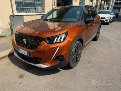 Usata Peugeot 2008 GT 155 CV (114 kW) 2020 Arancione SUV