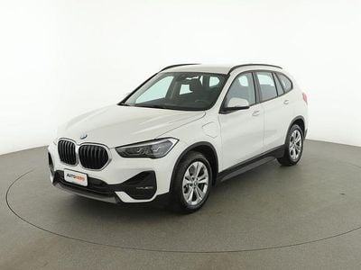 Usado BMW X1 Advantage 220 HP (161 kW) 2021 Branco SUV