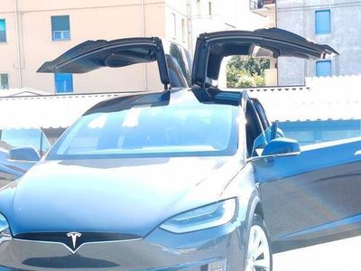 usata Tesla Model X long range configurazione 7 posti