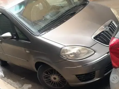 Usata Lancia Musa 69 CV (50 kW) 2009 Monovolume