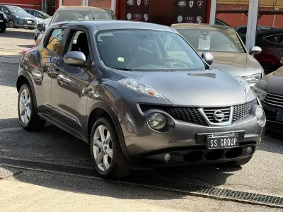 Usata Nissan Juke Tekna 117 CV (86 kW) 2013 Grigio SUV