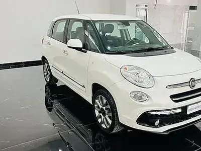 Usata Fiat 500L Lounge 80 CV (58 kW) 2018 Bianco Monovolume