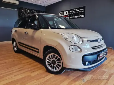Usata Fiat 500L Living 84 CV (61 kW) 2014 Beige Monovolume
