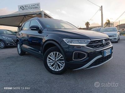 Usata VW T-Roc Style 116 CV (85 kW) 2023 Nero SUV