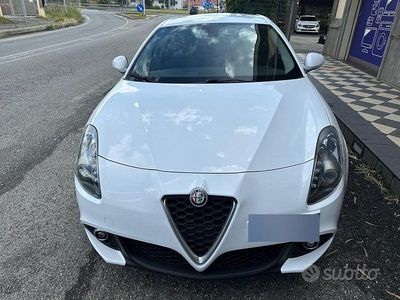 Usata Alfa Romeo Giulietta 120 CV (88 kW) 2018 Bianco Utilitaria