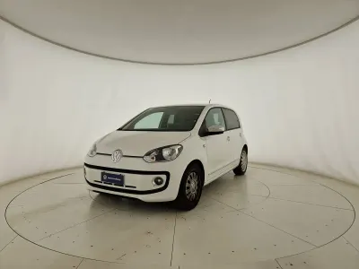 Usata VW up! Highline 75 CV (55 kW) 2016 Bianco pastello Utilitaria