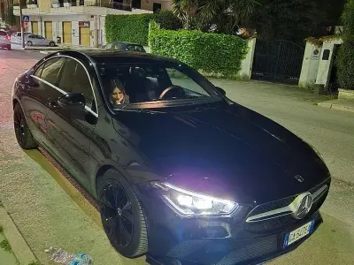 Usata Mercedes CLA200 150 CV (110 kW) 2020 Nero Coupé