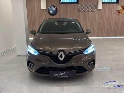 Usata Renault Clio V Business 85 CV (62 kW) 2020 Grigio Berlina