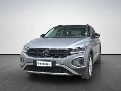 Usata VW T-Roc Edition 116 CV (85 kW) 2024 Argento SUV