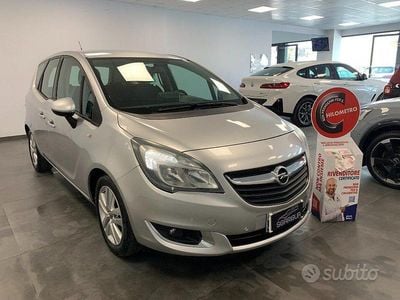 Usata Opel Meriva Cosmo 110 CV (80 kW) 2015 Grigio Monovolume