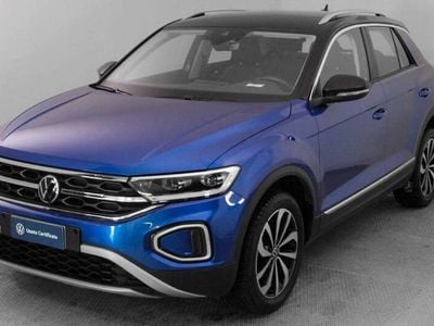 Usata VW T-Roc Style 150 CV (110 kW) 2022 Blu metallizzato SUV