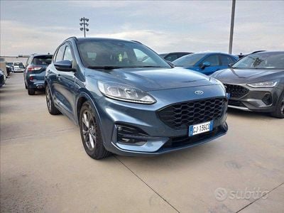 Usata Ford Kuga ST-Line 120 CV (88 kW) 2023 Blu SUV