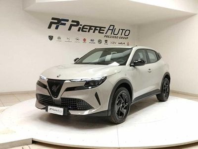 Usata Alfa Romeo Junior 136 CV (100 kW) 2025 Beige SUV