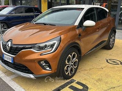 Arancione Usata 2021 Renault Captur SUV | 17.900 € (Buon prezzo)