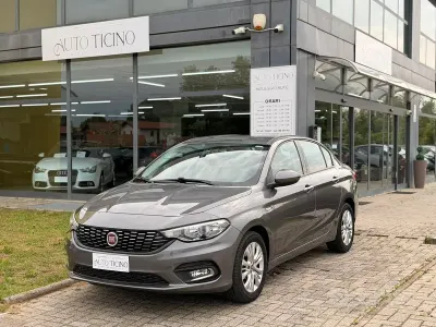 Occasion Fiat Tipo Lounge 95 ch (69 kW) 2016 Gris Berline