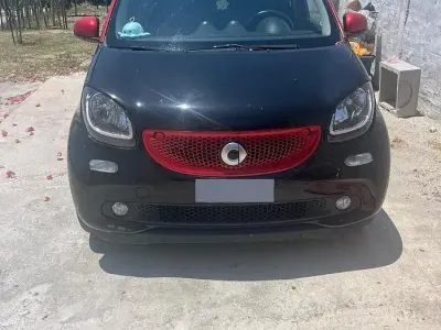 Usata Smart ForFour 71 CV (52 kW) 2019 Utilitaria