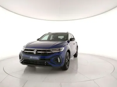 Usata VW T-Roc R-line Plus 116 CV (85 kW) 2024 Lapiz blue metallizzato nero SUV