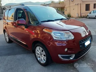 Usata Citroën C3 Picasso Exclusive 92 CV (67 kW) 2012 Rosso Monovolume