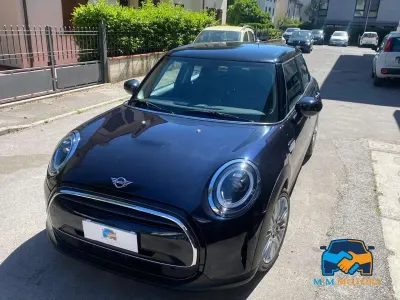 Usata Mini Cooper 136 CV (100 kW) 2022 Blu/azzurro Utilitaria