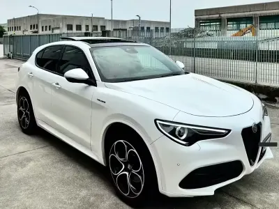 Usata Alfa Romeo Stelvio Veloce 280 CV (205 kW) 2021 Bianco SUV