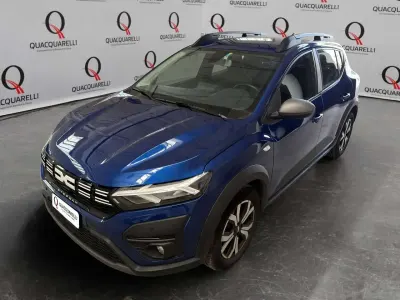 Usata Dacia Sandero Expression 101 CV (74 kW) 2023 Blu/azzurro Berlina